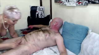 Διεφθαρμένη ώριμη ρωσική Σκύλα AimeeParadise επιμελώς χάλια πουλί στον αγαπημένο σύζυγό της ...