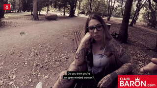 Кевін дає Мії гарну зустріч на одну ніч! Cambaron.com