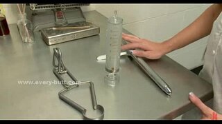 Enfimyè ak avid bourik manje kòk chante