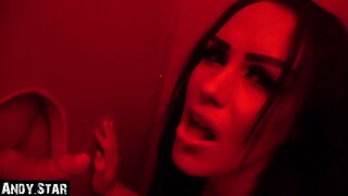 Neska-laguna, kolpeak dick at Gloryhole